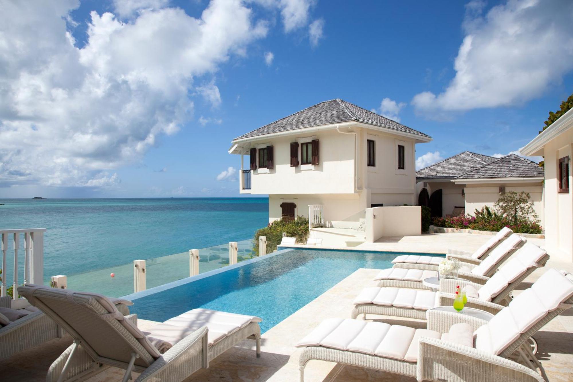 Blue Waters Resort And Spa St. John's Exterior foto